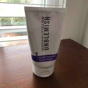 Rodan and Fields unblemish cleanser